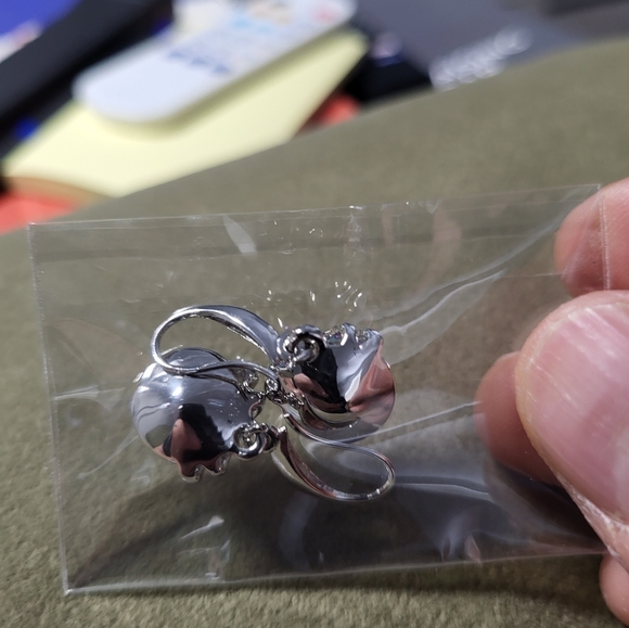 Callura Vitrail Light Wrapped Drop Earrings W Swarovski Crystals,Purple/Blue, 1" - Picture 10 of 16